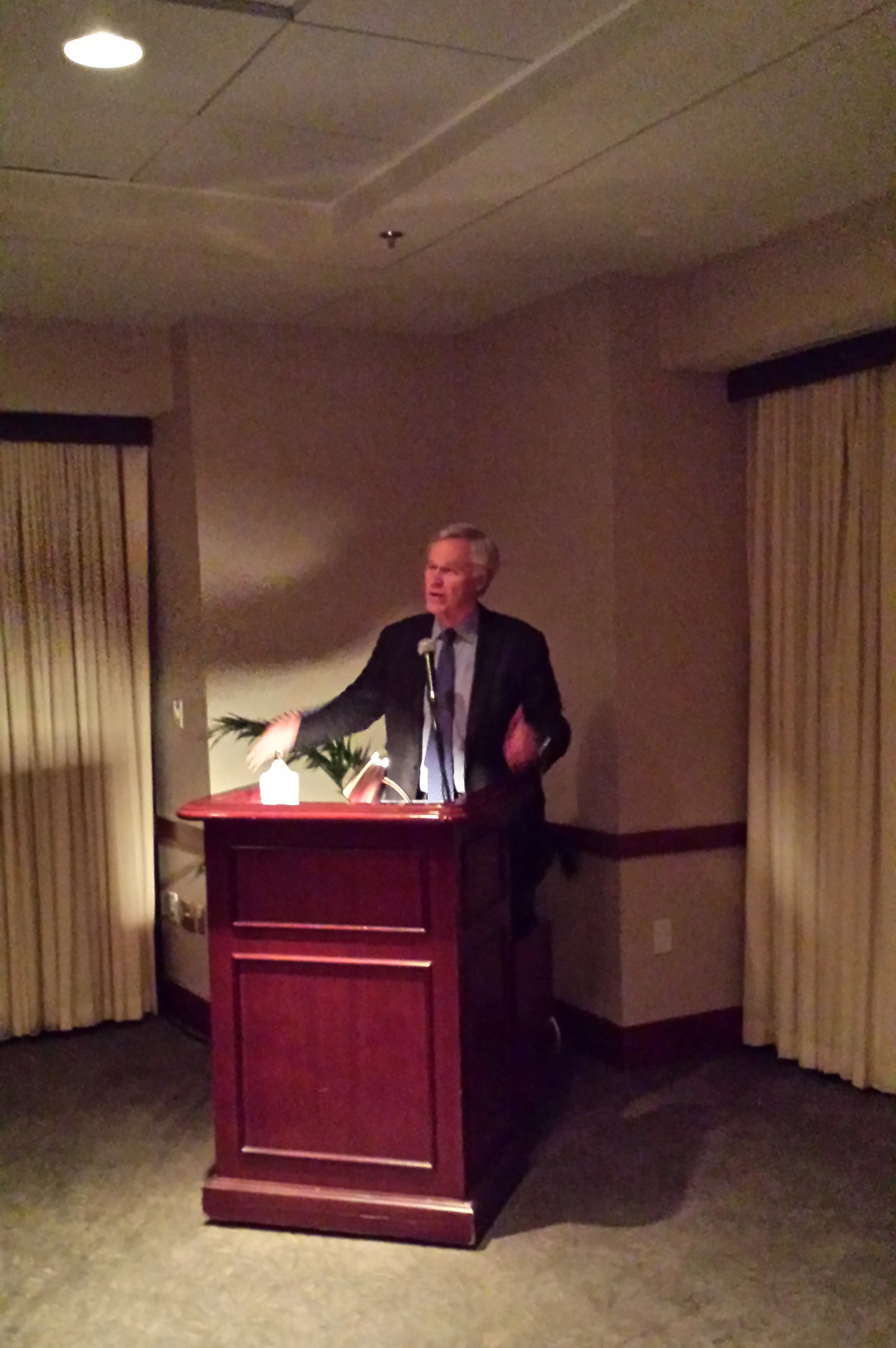 Congressman Ander Crenshaw speaking in Jacksonville.